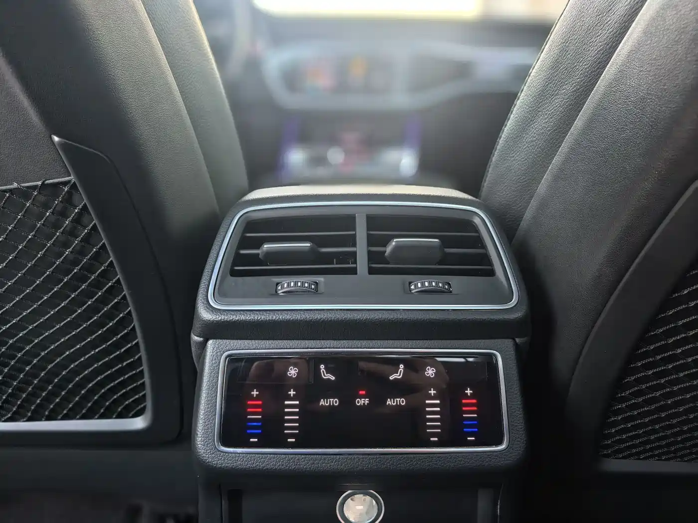 Audi A6L 2021 45 TFSI Exclusive Elegance фото 14