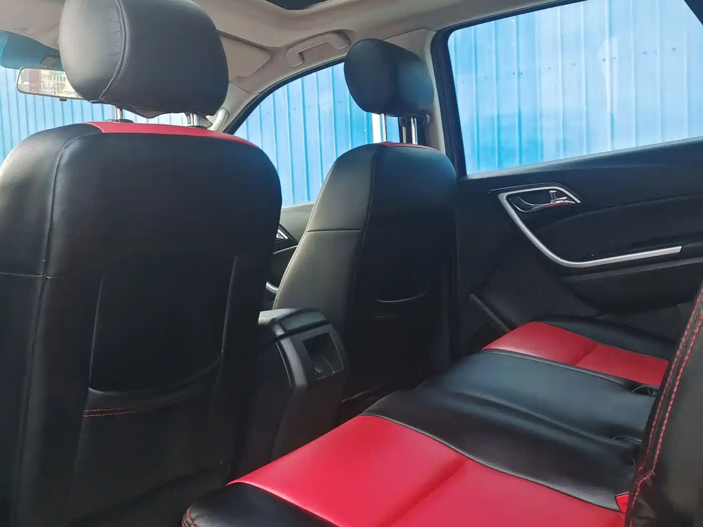 Jiangling Yusheng S350 2016 2013 2.4T Automatic 2WD Diesel Premium Luxury 5-seater