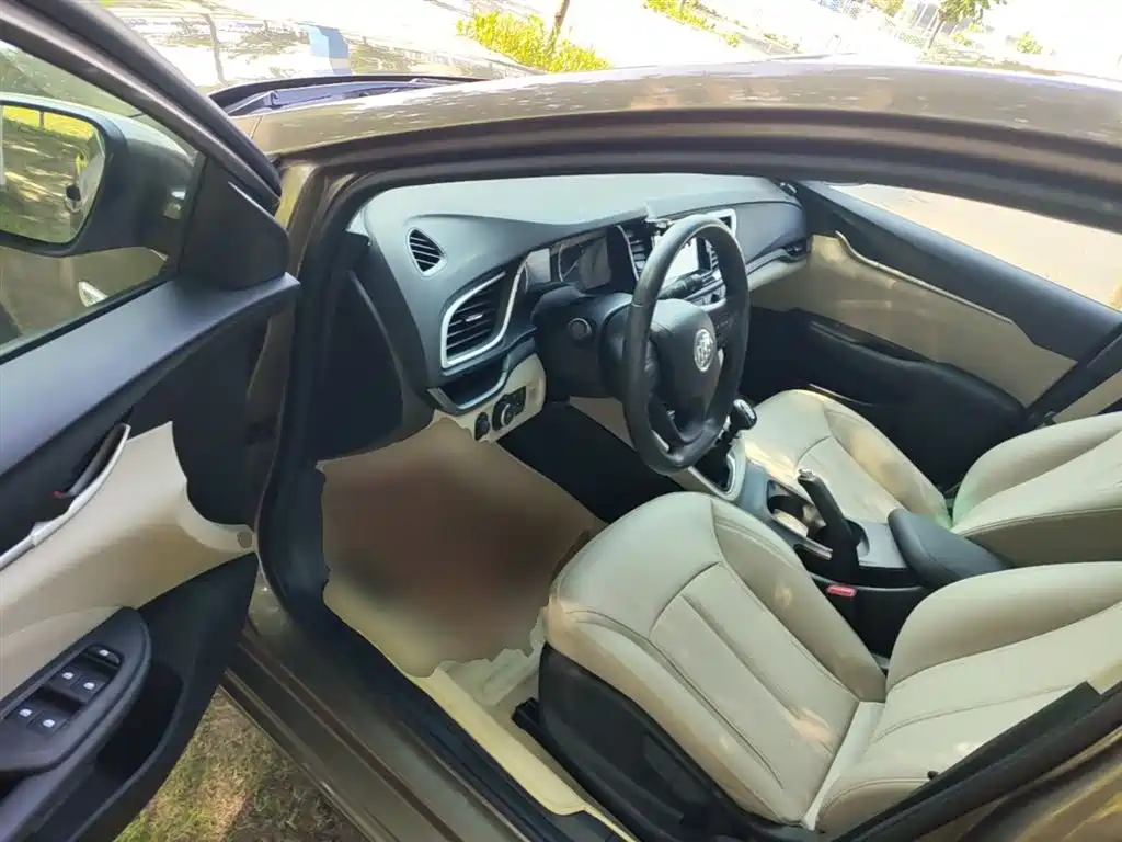 Buick Excelle 2016 15N Manual Elite фото 16