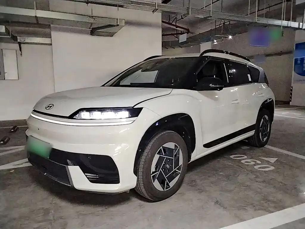 Similar car