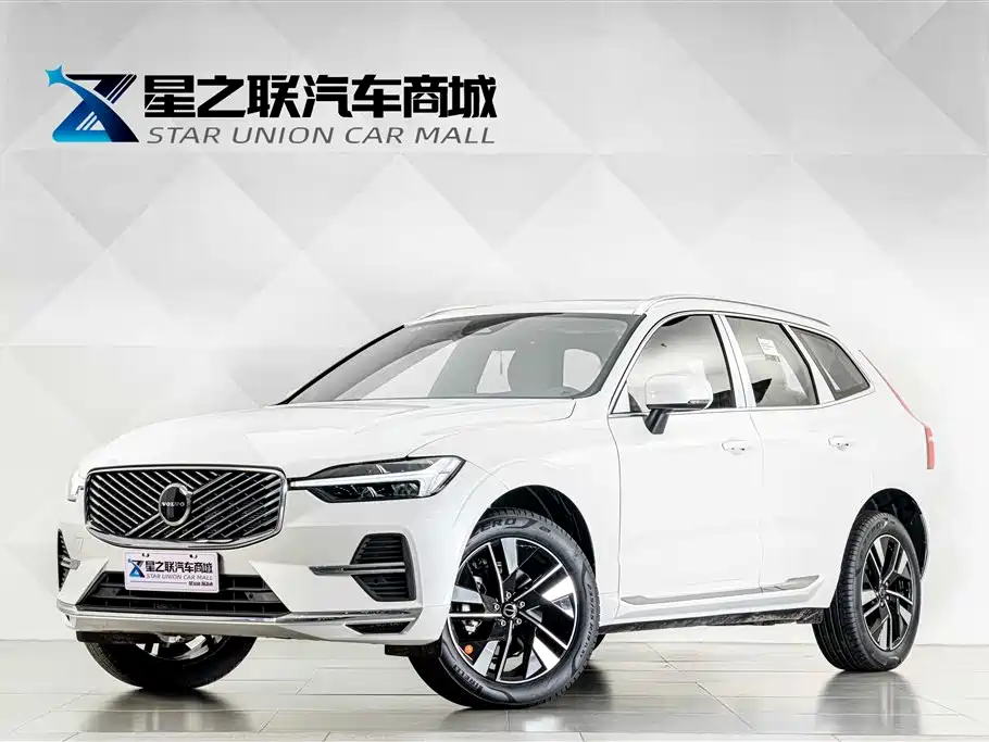 VOLVO XC60 2026