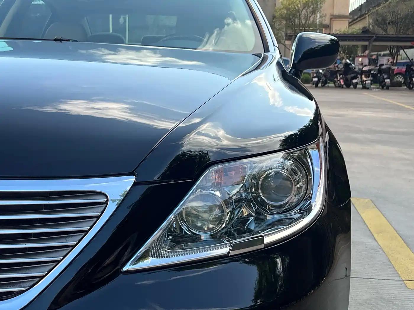 Фото 20 - Lexus LS