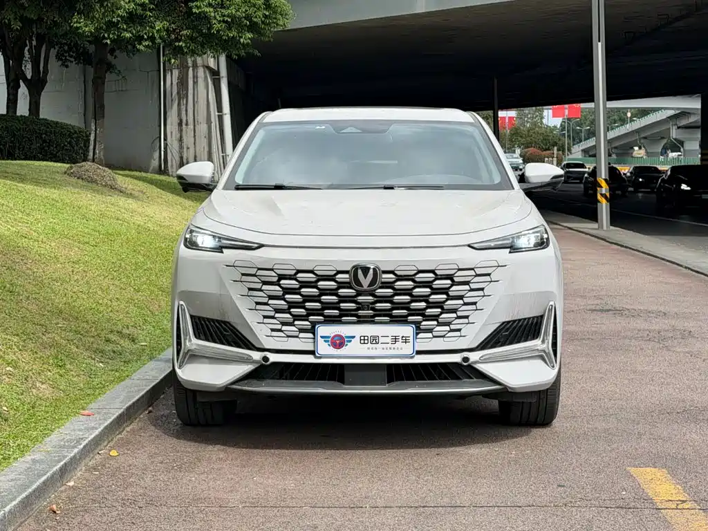 Changan UNI-K 2025 2024 2.0T FWD Premium