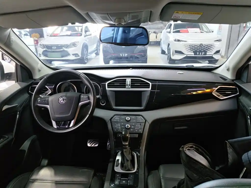 MG Roewe RX5 2015 2015 2.0TGI TST 4WD Flagship Edition