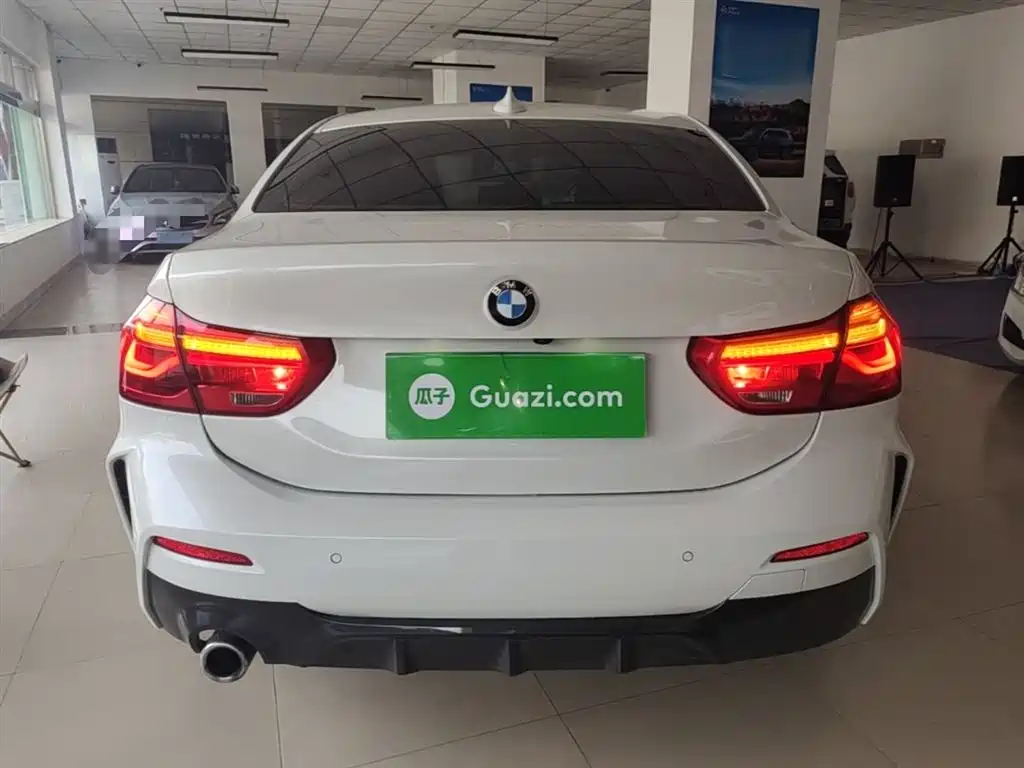 BMW 1 Series 2019 118i M Sport Package фото 6
