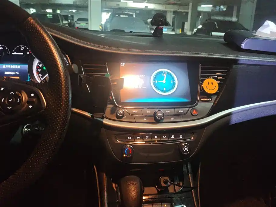 Buick Verano 2017 Sedan 20T DCT Leading фото 13
