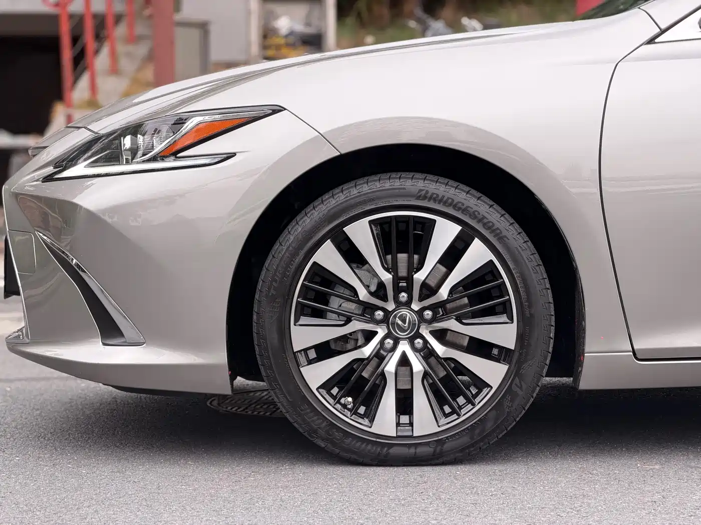 Lexus ES 2021 200 Excellence Edition фото 6