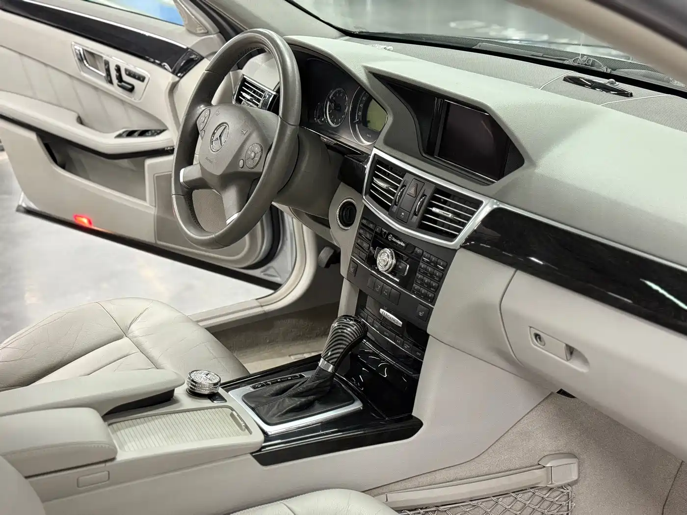 Mercedes-Benz E-Class (Import) 2010 E 200 CGI Elegance фото 7