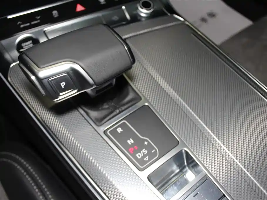 Audi A6L 2024 45 TFSI Premium Dynamic фото 12