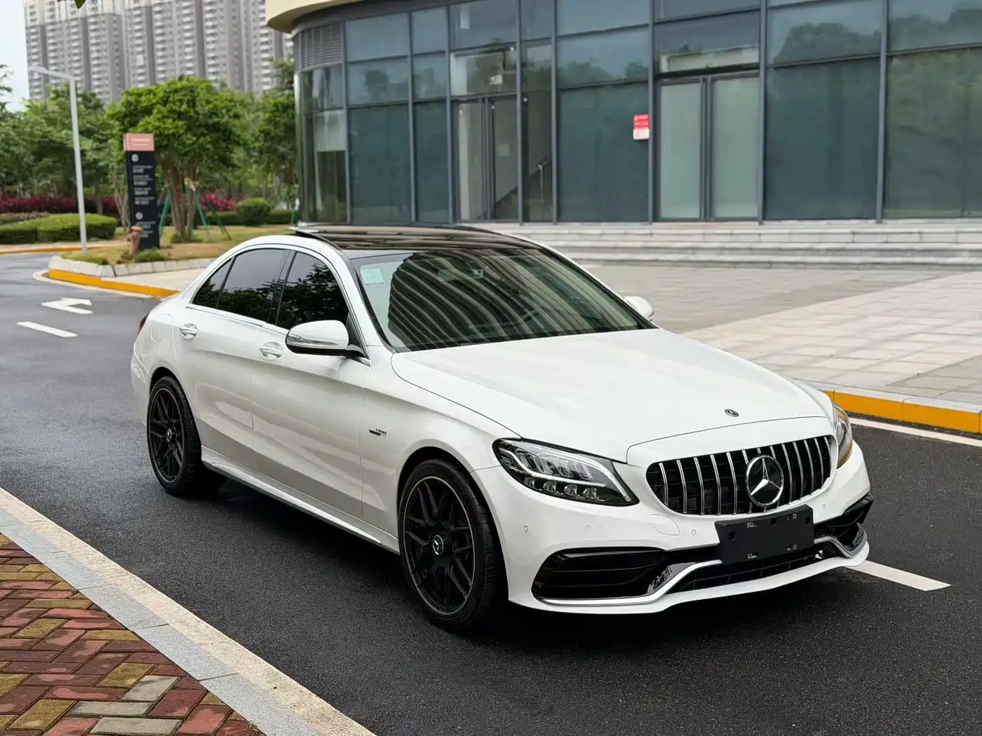 Mercedes-Benz C-Class 2019 C 260 L фото 3