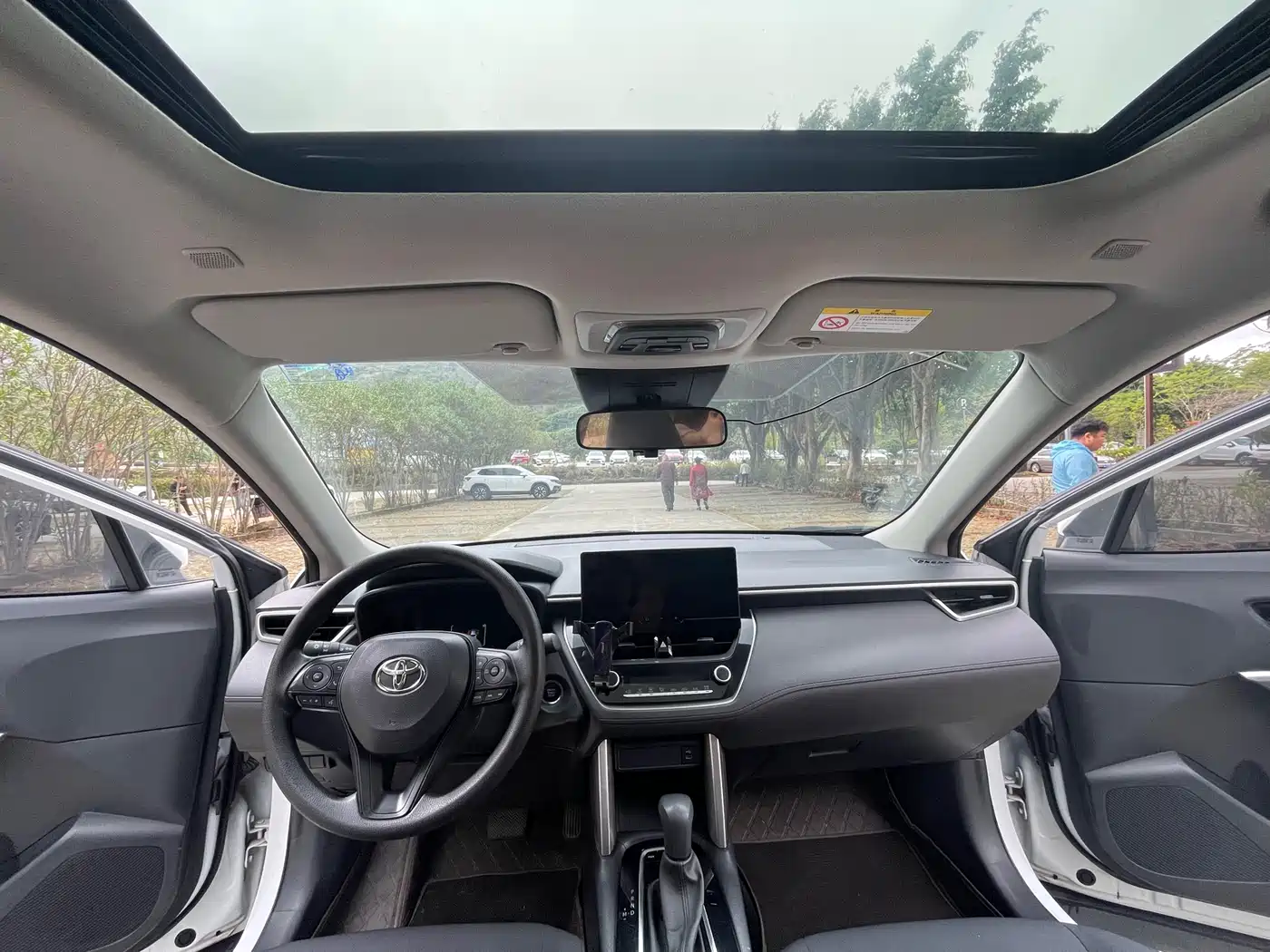 Toyota Corolla Cross 2023 2.0L Luxury Edition фото 7