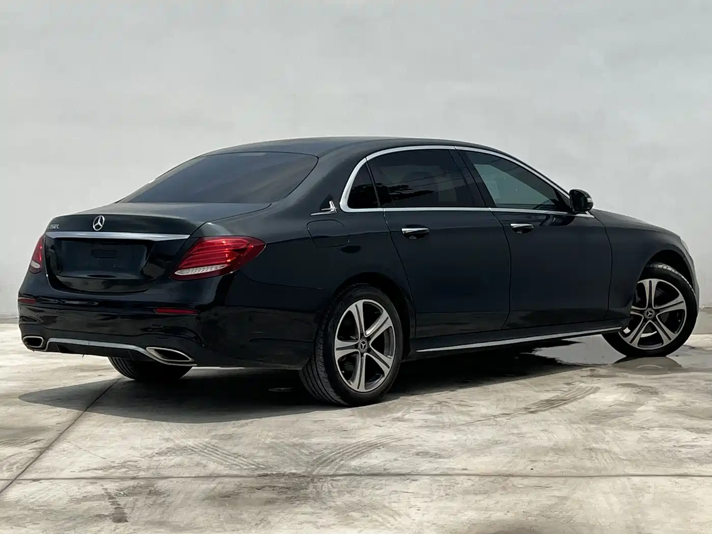 Mercedes-Benz E-Class 2019 E 260 L Sport фото 3