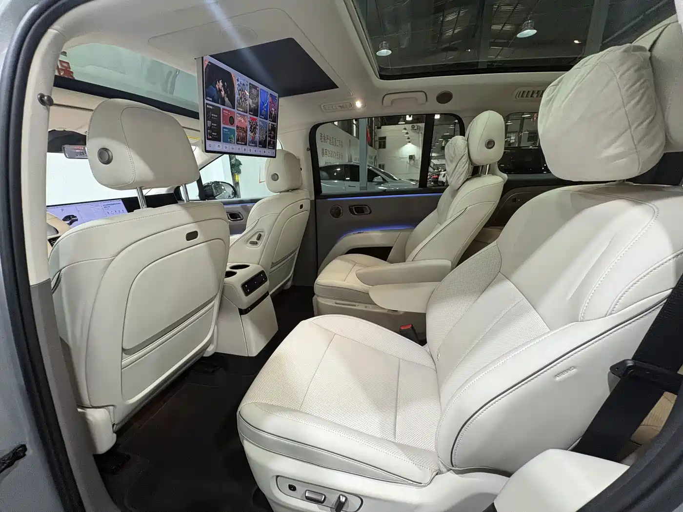 Li Auto Li i8 2026 2025 Standard Edition