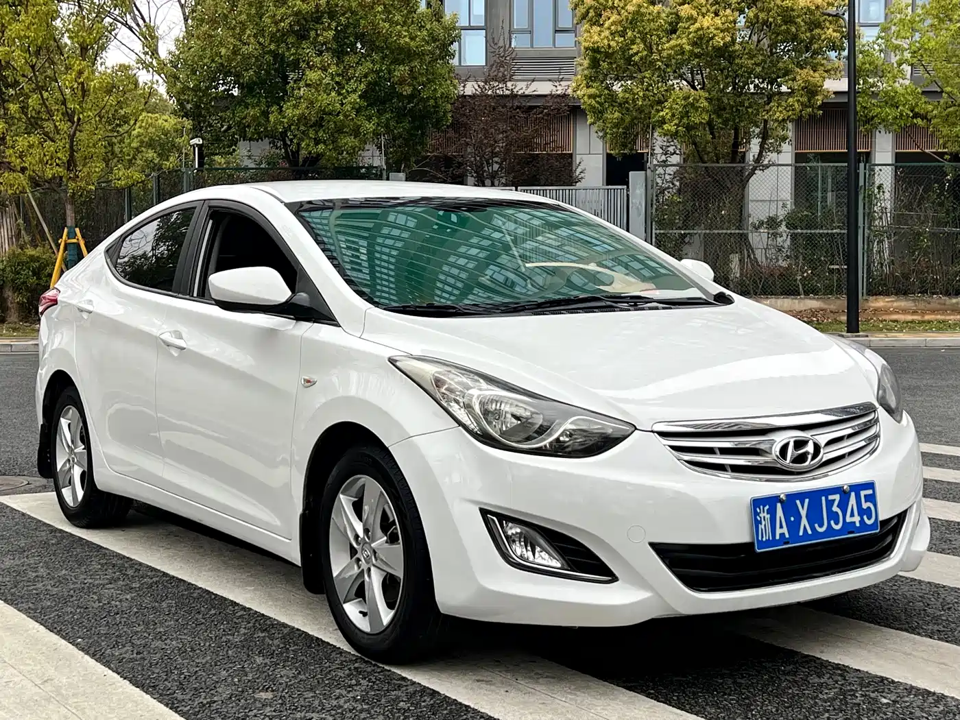 Hyundai Langdong 2015 1.6L Auto Trend фото 3
