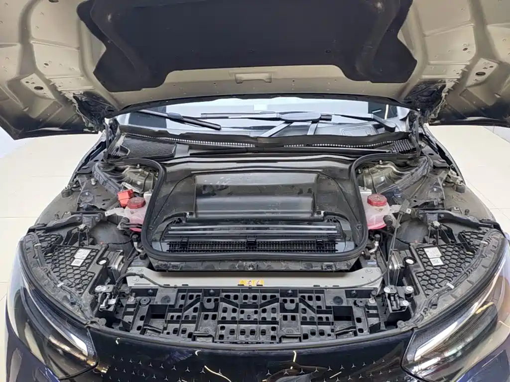 Фото 20 - Mercedes-Benz EQE