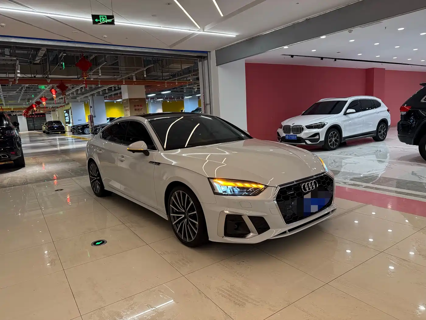 Audi A5 (Import) 2023 Sportback 40 TFSI quattro Luxury Dynamic фото 3
