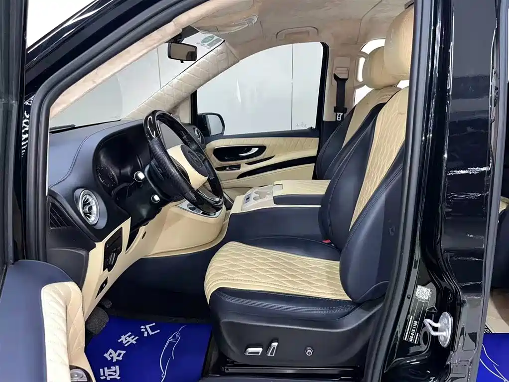 Mercedes-Benz Vito 2018 2.0T Business Edition China VI фото 6
