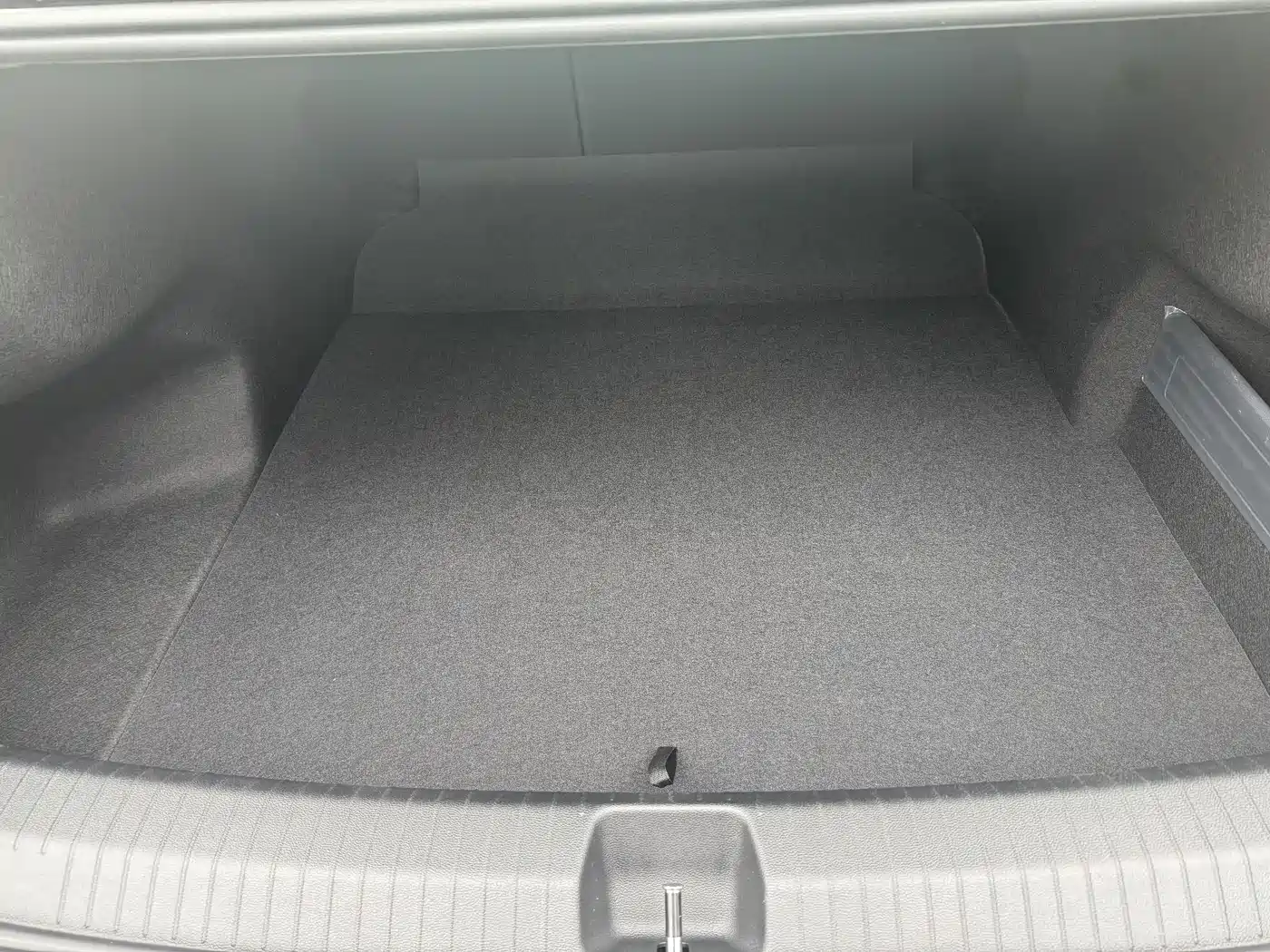 Volkswagen Magotan 2026 300TSI Premium Edition фото 10