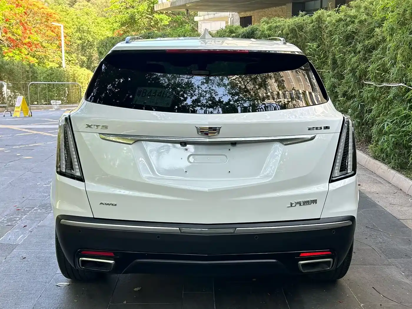 Cadillac XT5 2020 28T AWD Leading Sport Model фото 9