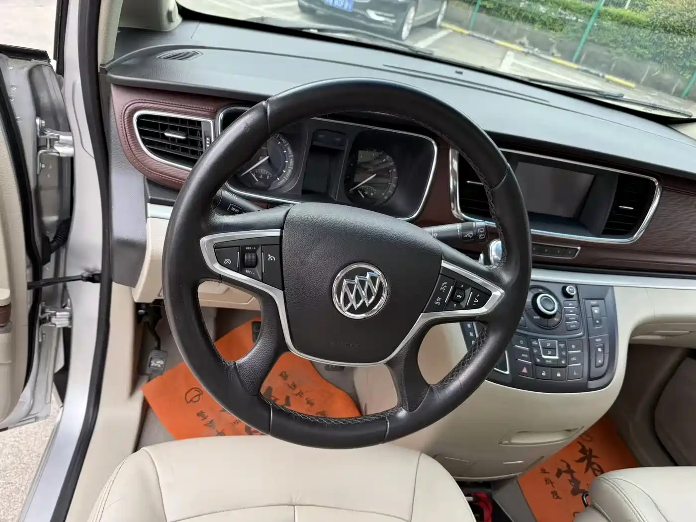 Buick GL8 2014 3.0L GT Luxury Business Elegance фото 10