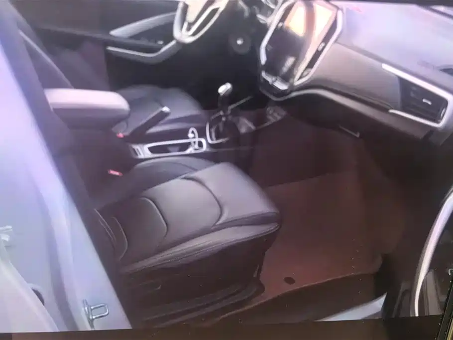 BAOJUN 530