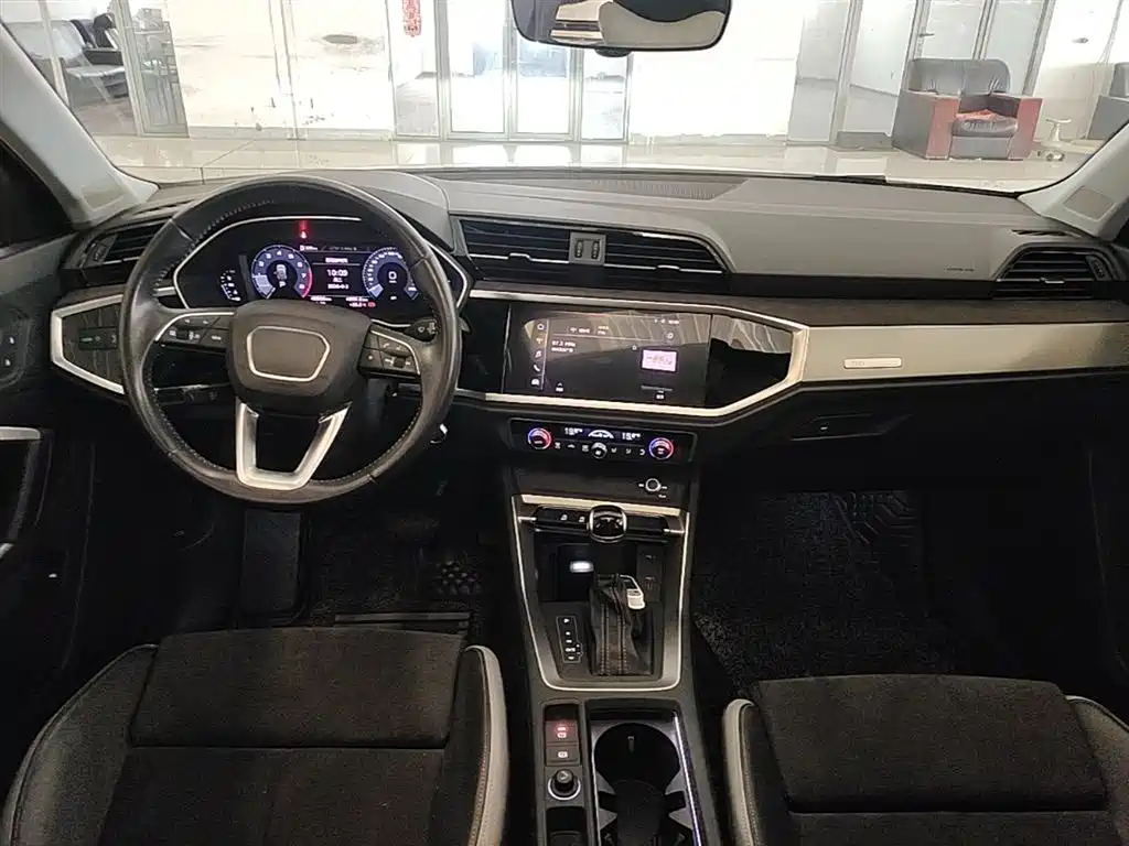 Audi Q3 2019 35 TFSI Progressive Sport фото 10