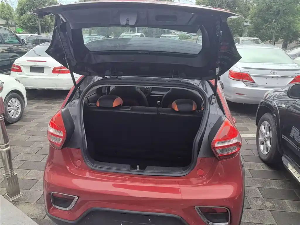 Geely Yuanjing X1 2018 2017 1.3L Auto Player Edition