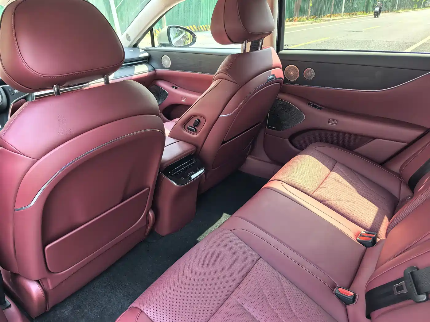 Voyah Auto VOYAH Zhuiguang L 2025 Mid-configuration Model фото 5