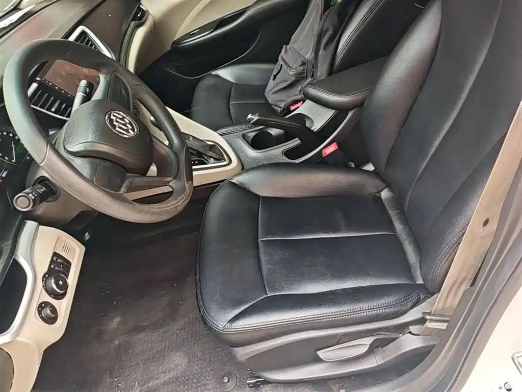 Buick Excelle 2021 Exemplar 1.5L Auto Progressive фото 15
