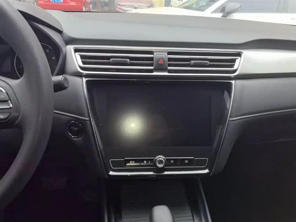 Roewe i5 2019 2019 1.5L Auto 4G Langhao Edition