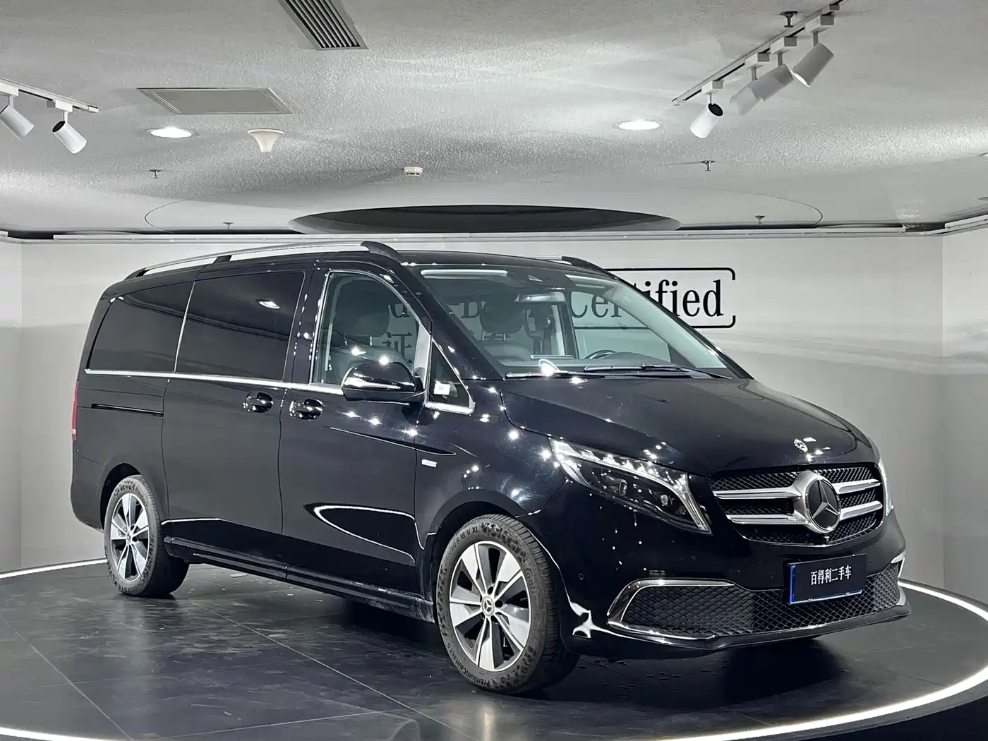 Mercedes-Benz V-Class 2022 V 260 Prestige Edition фото 10
