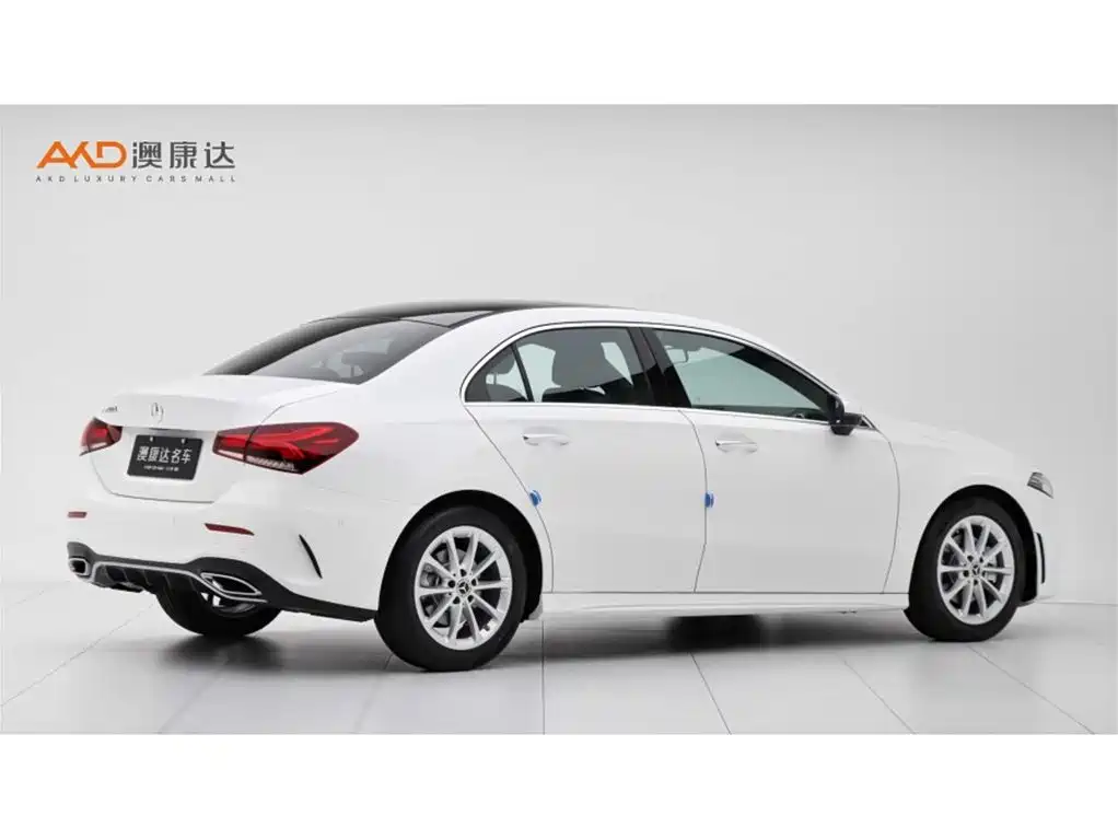 Mercedes-Benz A-Class 2021 A 200 L Sport Sedan Dynamic Type фото 3