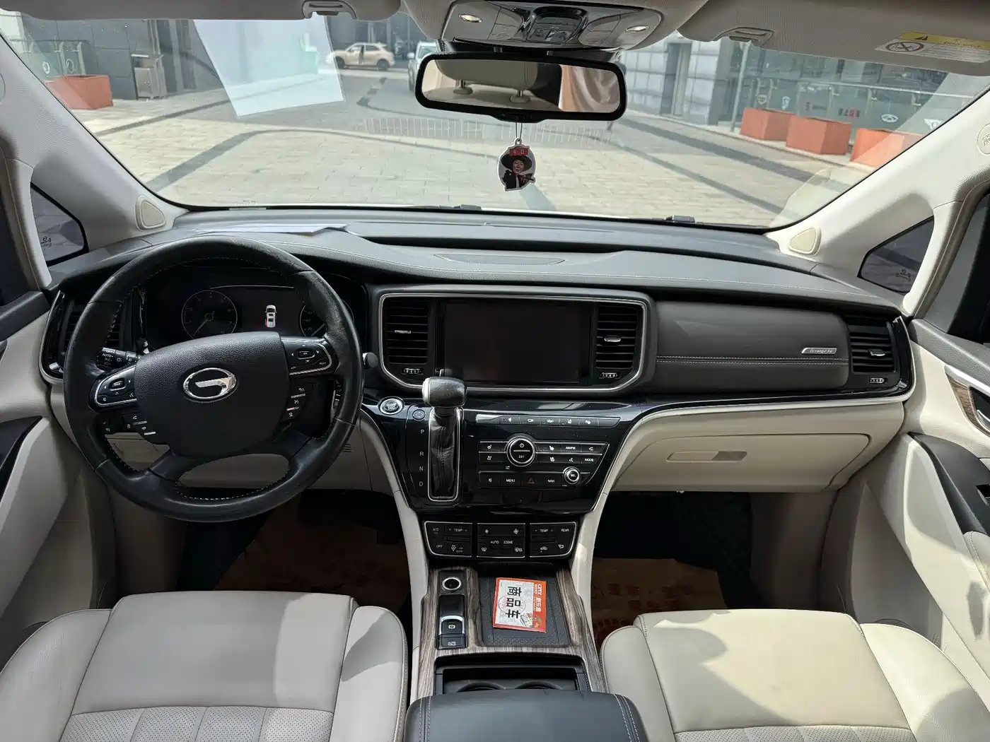 GAC Trumpchi Trumpchi M8 2018 320T Flagship Edition фото 10