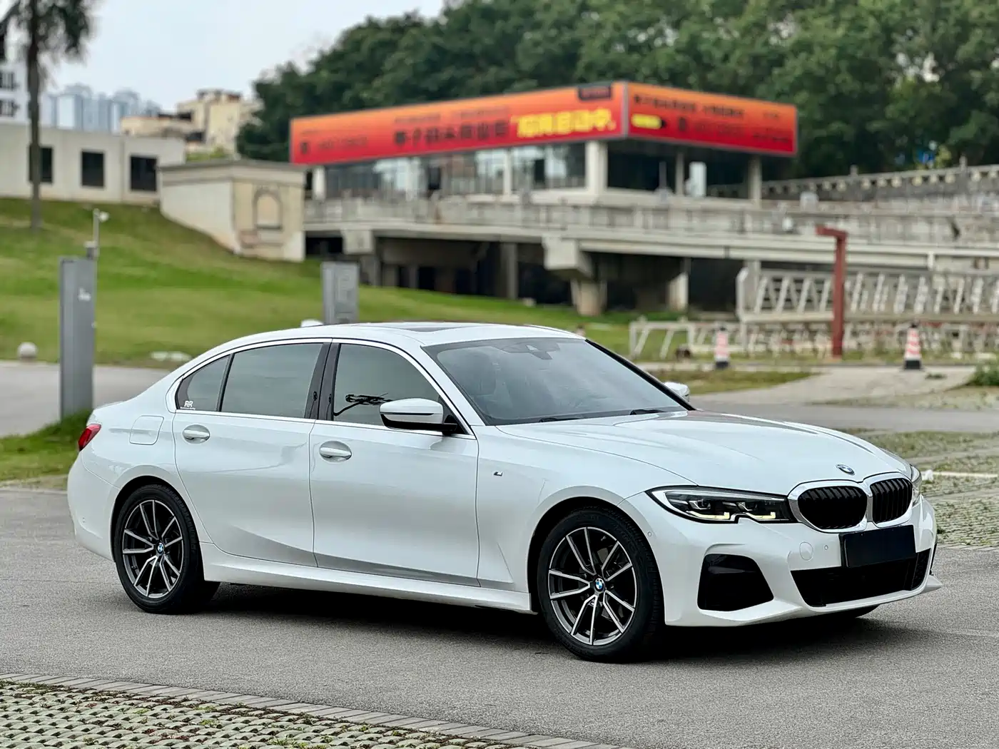 BMW 3 Series 2020 Facelift 325Li M Sport Package фото 8