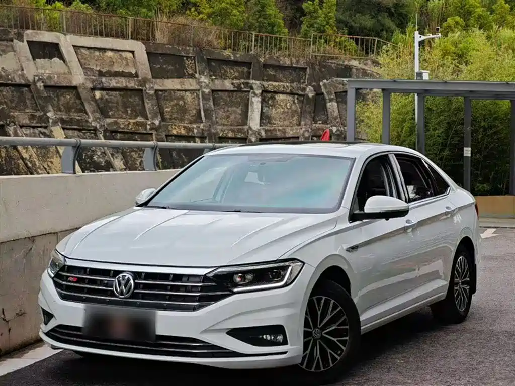 Volkswagen Sagitar 2021 200TSI DSG Comfort Smart Edition