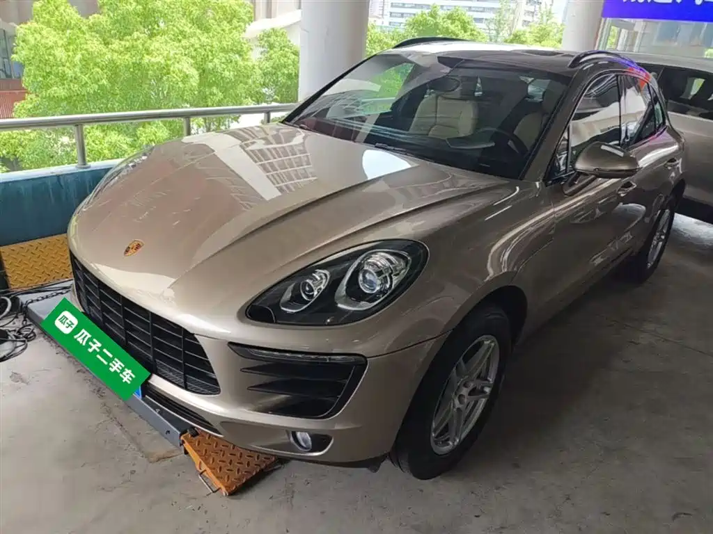 Porsche Macan 2017 Macan 2.0T фото 2