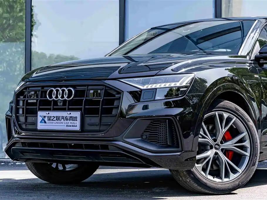 Audi Q8 2022 55 TFSI Premium Selection Dynamic фото 2