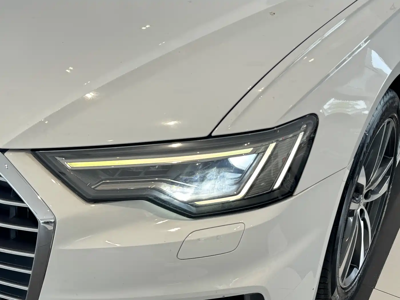 Audi A6L 2019 40 TFSI Luxury Dynamic фото 11