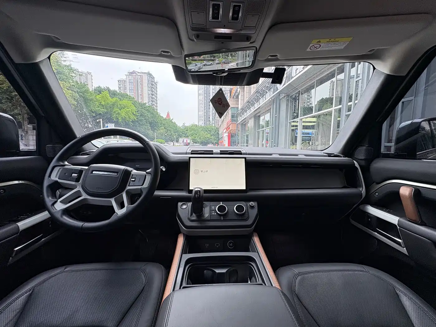Land Rover Defender 2023 Facelift 110 3.0T P400 Dark Special Edition фото 7