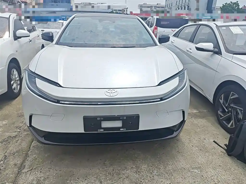 Toyota bZ5 2025 550 JOY фото 3