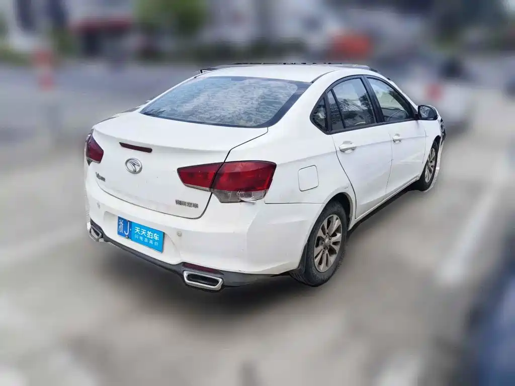 Soueast V5 Lingzhi 2015 2015 Plus 1.5L Manual Smart Fun Edition