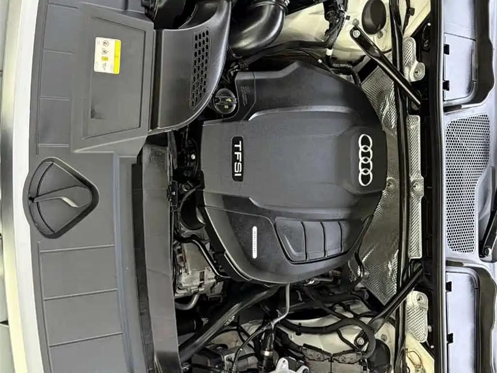 Audi Q5L 2020 Facelift 40 TFSI Honor Fashion фото 12