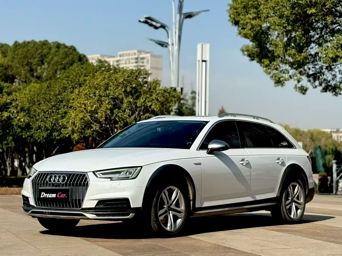 Audi A4 (Import) 2017 45 TFSI allroad quattro Fashion