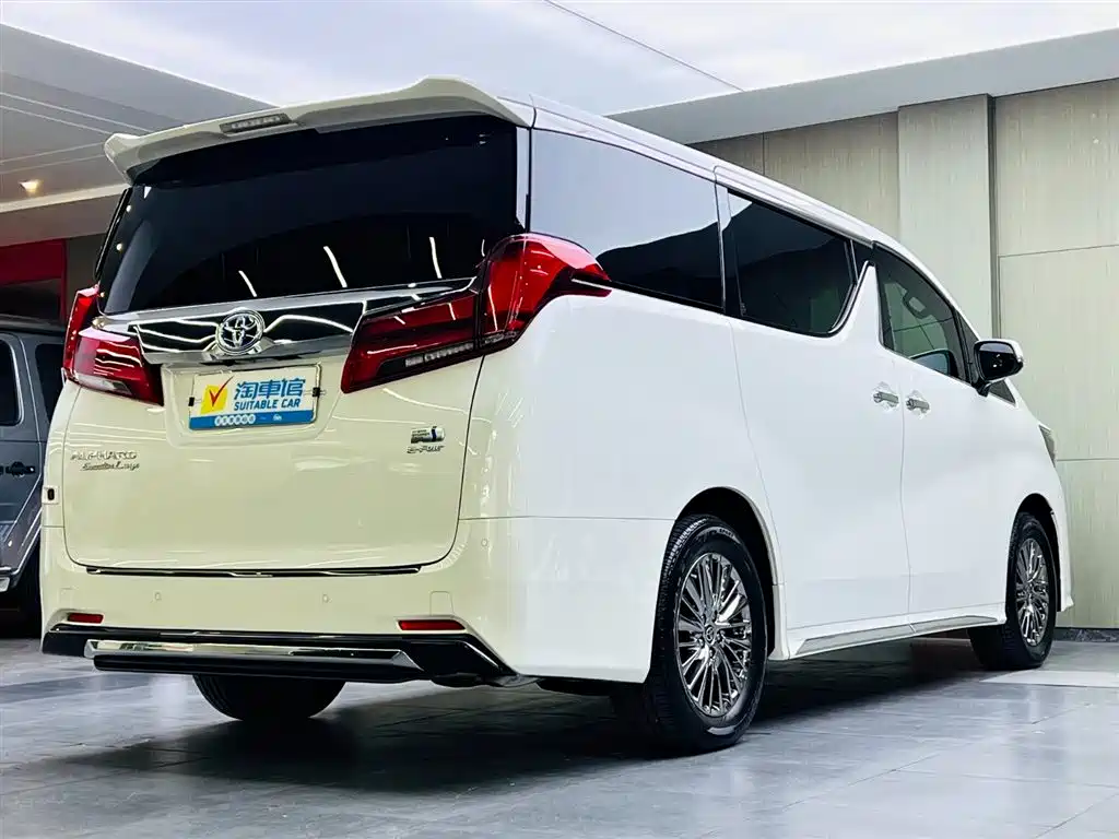 Toyota Alphard 2021 Hybrid 2.5L Ultimate фото 4