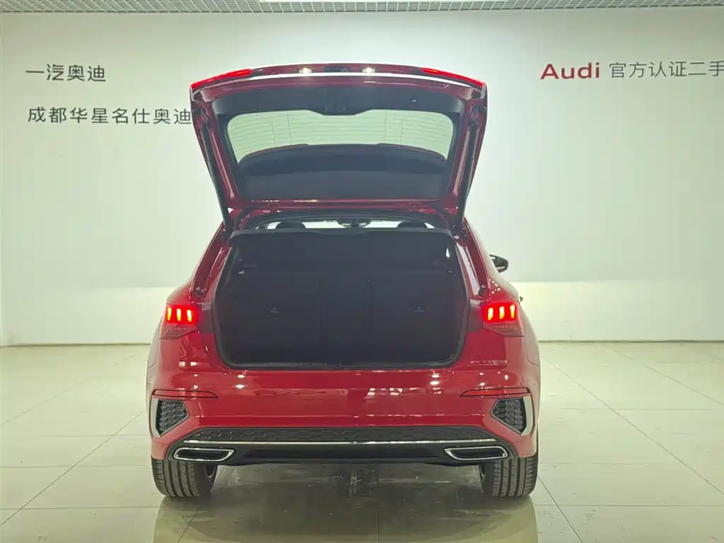 Audi A3 2024 Model Sportback 35 TFSI Fashion Sport фото 6