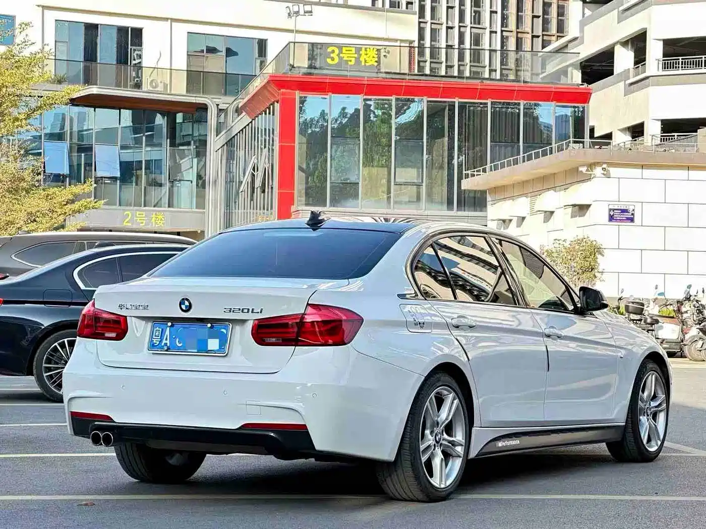 BMW 3 Series 2017 320Li M Sport фото 20