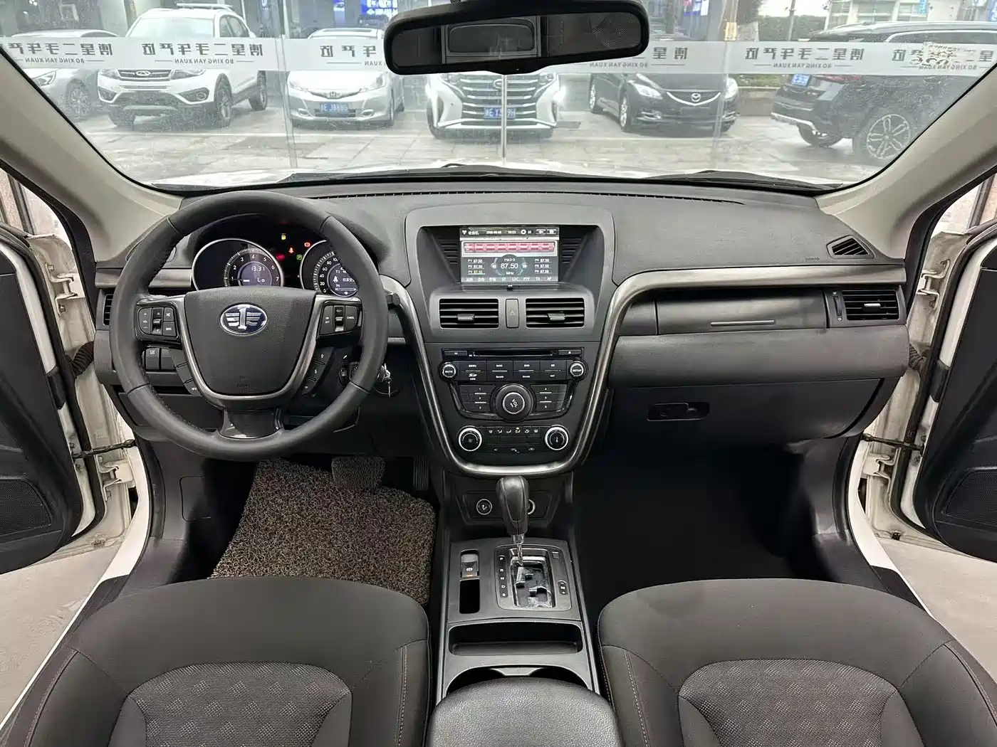 Besturn X80 2015 2015 2.0L Automatic Comfort