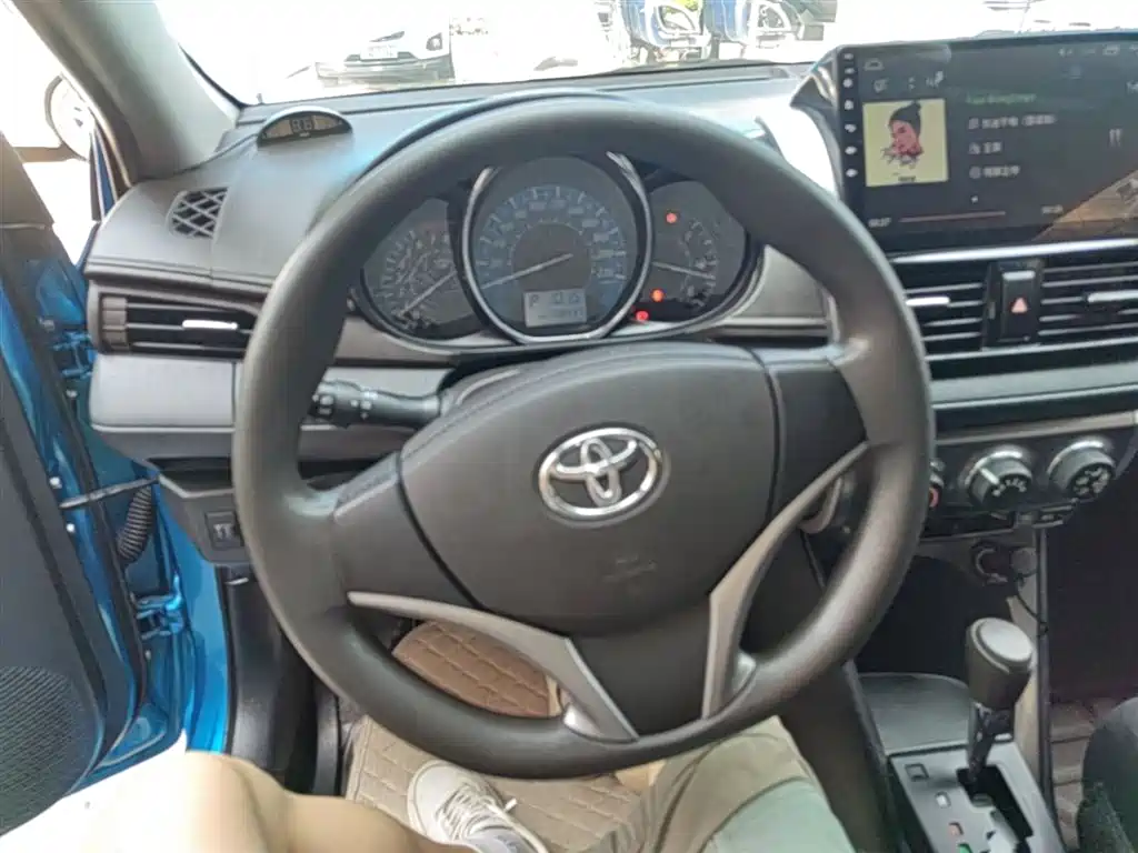Toyota YARiS L Zhi Xuan 2015 1.5E Auto Charming Edition фото 11