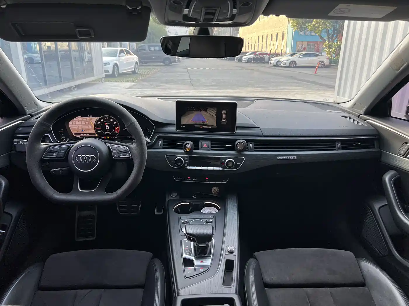 Audi A4L 2017 Model 45 TFSI quattro Sport Version фото 5