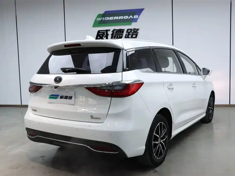 BYD Song MAX 2017 1.5T Auto Smart Elite 7-Seater фото 5